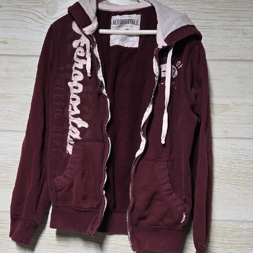 Aeropostale Women's Burgundy Hoodie